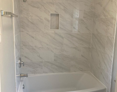 415 Cole Street - Photo Thumbnail 10