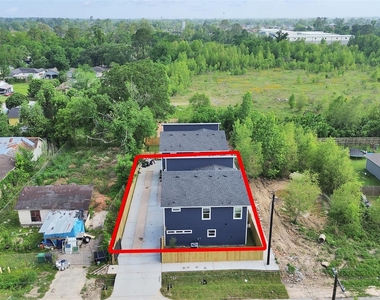 8102 Crestview Unit A Drive - Photo Thumbnail 29