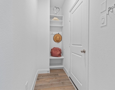 15726 Rosemary Hill Lane - Photo Thumbnail 12