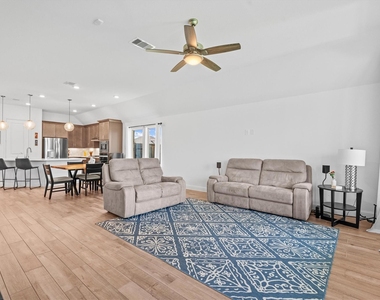 15726 Rosemary Hill Lane - Photo Thumbnail 24