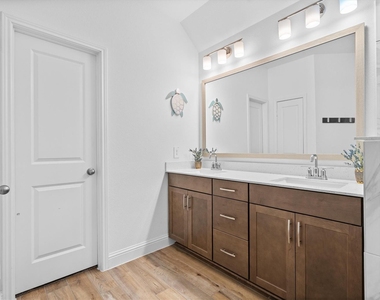 15726 Rosemary Hill Lane - Photo Thumbnail 33