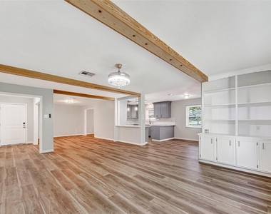 25503 Foxbriar Lane - Photo Thumbnail 20