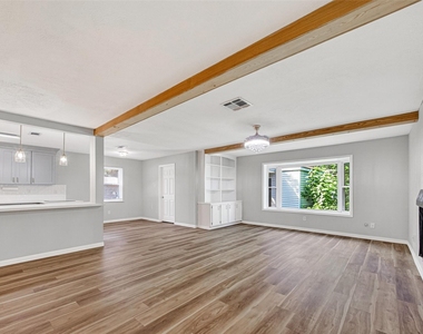 25503 Foxbriar Lane - Photo Thumbnail 19