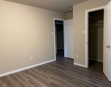 6614 Amberfield Lane - Photo Thumbnail 31