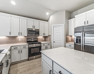 2623 Rusty Carabeen Court - Photo Thumbnail 10