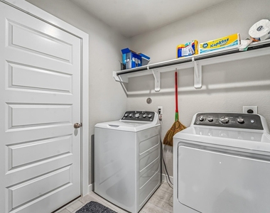 2623 Rusty Carabeen Court - Photo Thumbnail 24