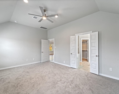 2623 Rusty Carabeen Court - Photo Thumbnail 15