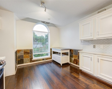 21450 Park Post Lane - Photo Thumbnail 23
