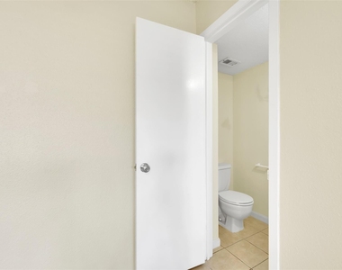 250 El Dorado Boulevard - Photo Thumbnail 12