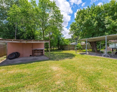718 E Belmont Street - Photo Thumbnail 9