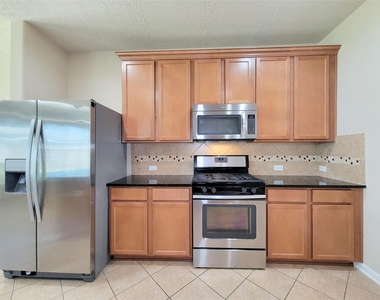 20527 Keegans Ledge Lane - Photo Thumbnail 12