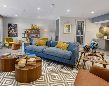 6400 Washington Avenue - Photo Thumbnail 38