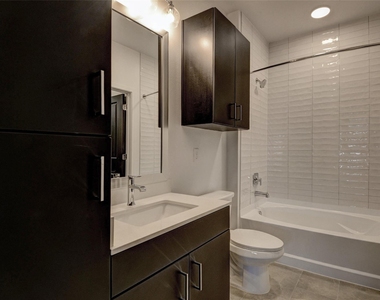 6400 Washington Avenue - Photo Thumbnail 6