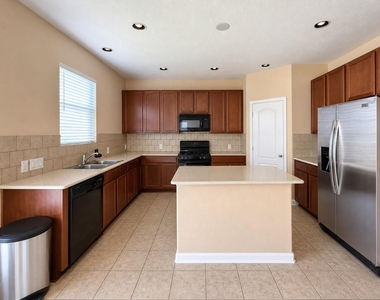 26210 Riley Glen Drive - Photo Thumbnail 5