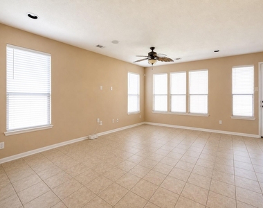 26210 Riley Glen Drive - Photo Thumbnail 4
