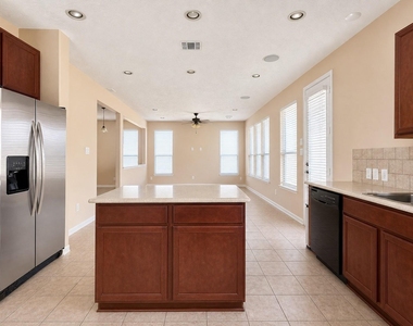 26210 Riley Glen Drive - Photo Thumbnail 7