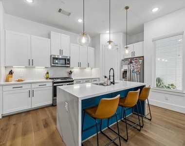 9009 Wellspring Drive - Photo Thumbnail 19