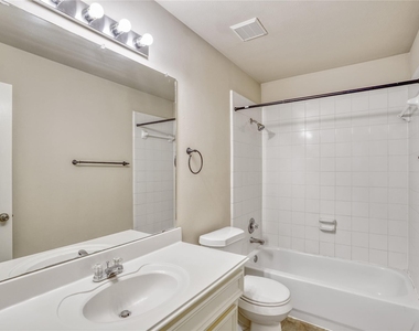 20527 Port Bishop Lane - Photo Thumbnail 17