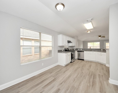 19618 Beachy Court - Photo Thumbnail 4