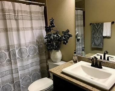 31361 Sunset Oaks Lane - Photo Thumbnail 12