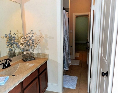 31361 Sunset Oaks Lane - Photo Thumbnail 20