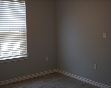 11755 White Cedar - Photo Thumbnail 7