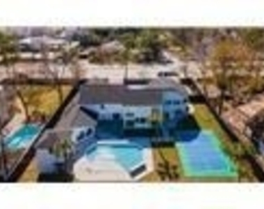 12564 Memorial Drive - Photo Thumbnail 4