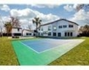 12564 Memorial Drive - Photo Thumbnail 5