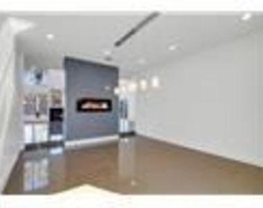 12564 Memorial Drive - Photo Thumbnail 16