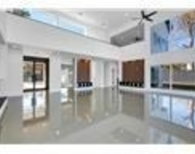 12564 Memorial Drive - Photo Thumbnail 13