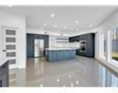 12564 Memorial Drive - Photo Thumbnail 17