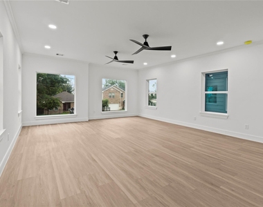 3815 Elysian Street - Photo Thumbnail 3