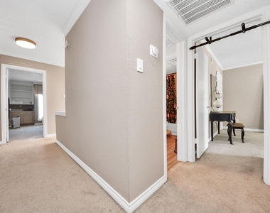 781 Country Place Drive - Photo Thumbnail 23