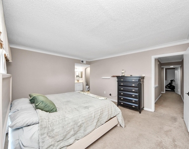 781 Country Place Drive - Photo Thumbnail 19