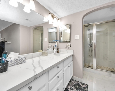 781 Country Place Drive - Photo Thumbnail 21