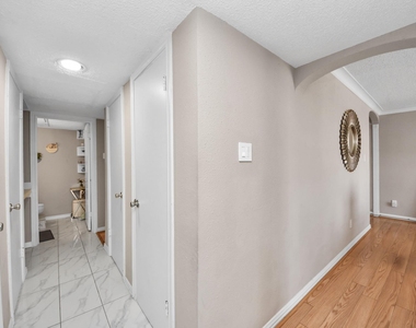 781 Country Place Drive - Photo Thumbnail 9