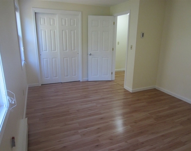 1025 S Mammoth - Photo Thumbnail 15