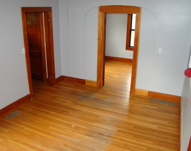 145 Mcquesten - Photo Thumbnail 9