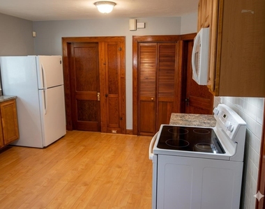 145 Mcquesten - Photo Thumbnail 12