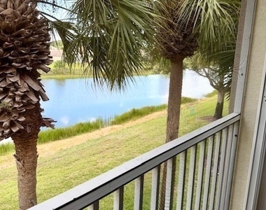 10121 Colonial Country Club Boulevard - Photo Thumbnail 19