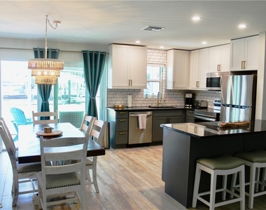 2744 Sanderling Court - Photo Thumbnail 15