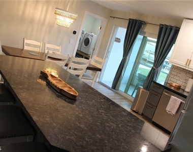 2744 Sanderling Court - Photo Thumbnail 23