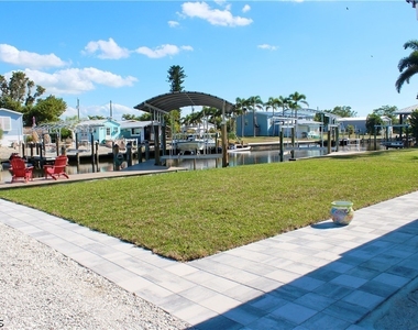 2744 Sanderling Court - Photo Thumbnail 4