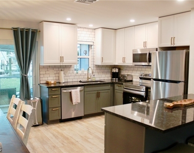 2744 Sanderling Court - Photo Thumbnail 35
