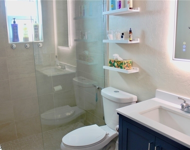 2744 Sanderling Court - Photo Thumbnail 17