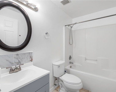 2405/2407 George Avenue S - Photo Thumbnail 5