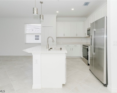 5527 Double Eagle Circle - Photo Thumbnail 13