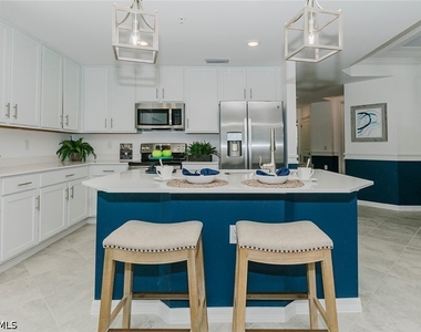 5527 Double Eagle Circle - Photo Thumbnail 5