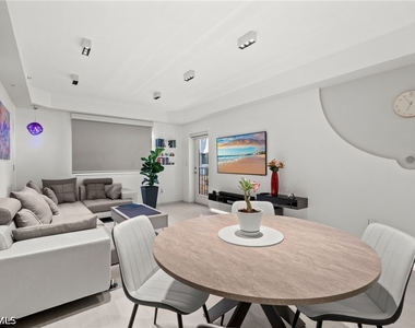 1100 Pine Ridge Road - Photo Thumbnail 6