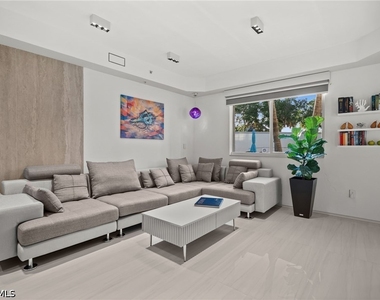 1100 Pine Ridge Road - Photo Thumbnail 14